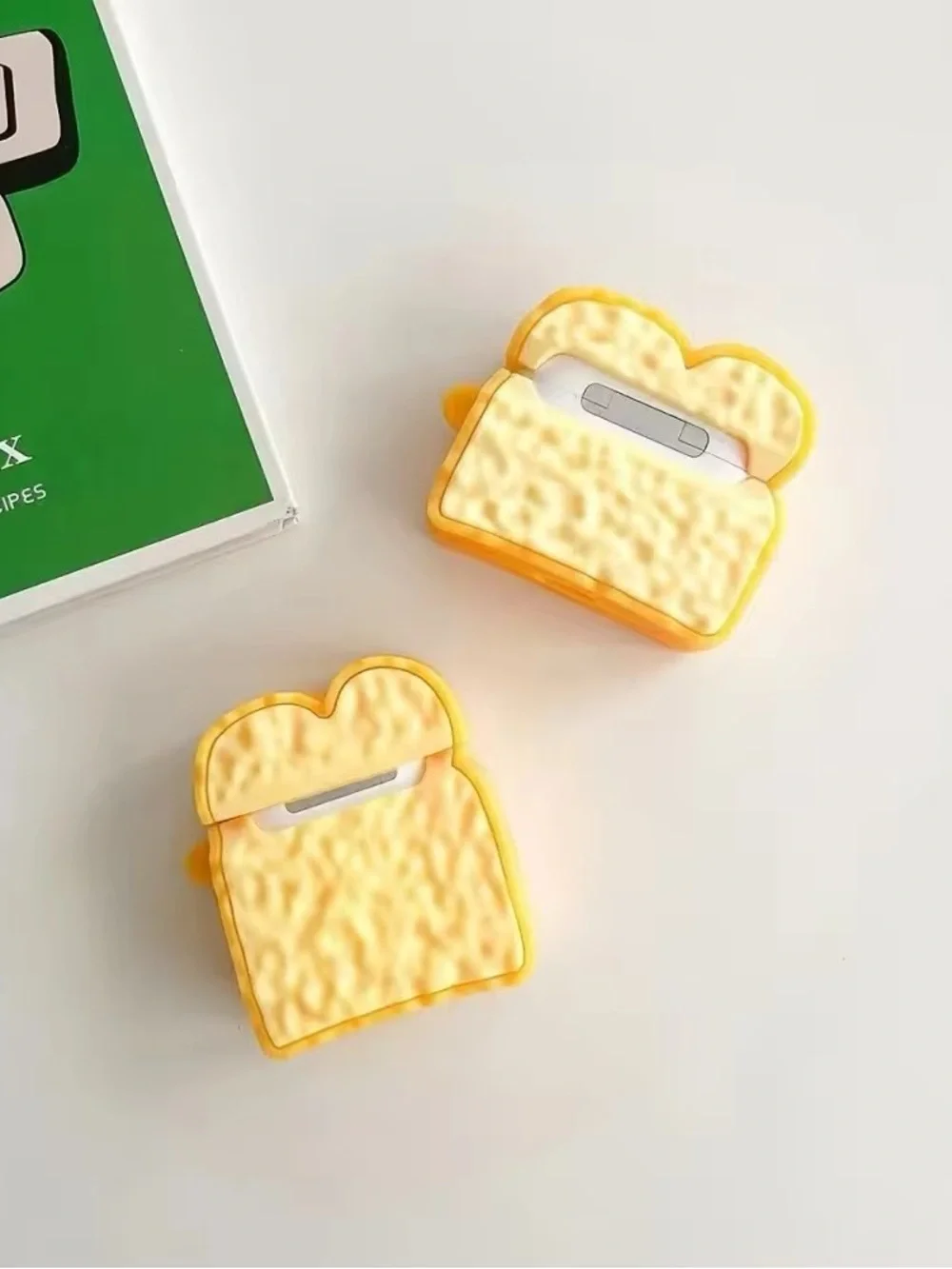 Cute Toast-Shaped Kids AirPod Case - Yellow